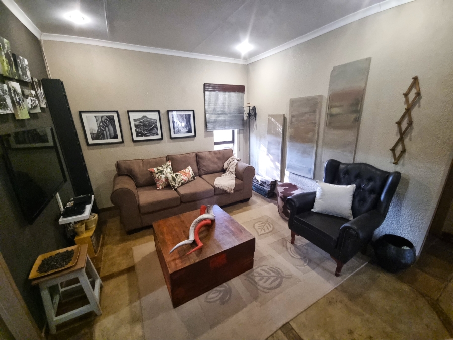4 Bedroom Property for Sale in Boschdal North West